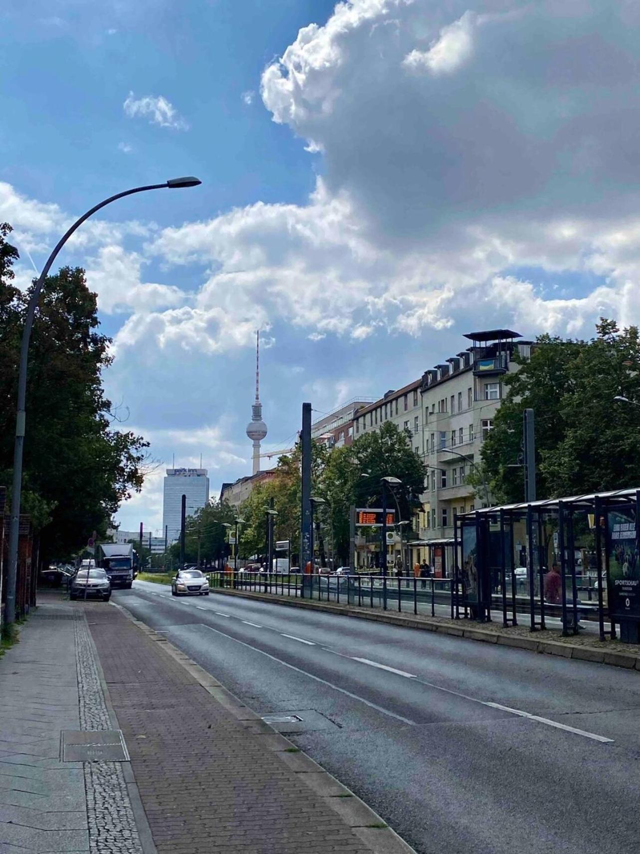 In 5 Minutes To Alexanderplatz * Berlino